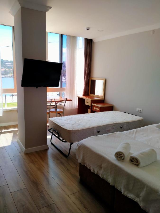 Venues Park Apart Suites Çeşme Exteriör bild