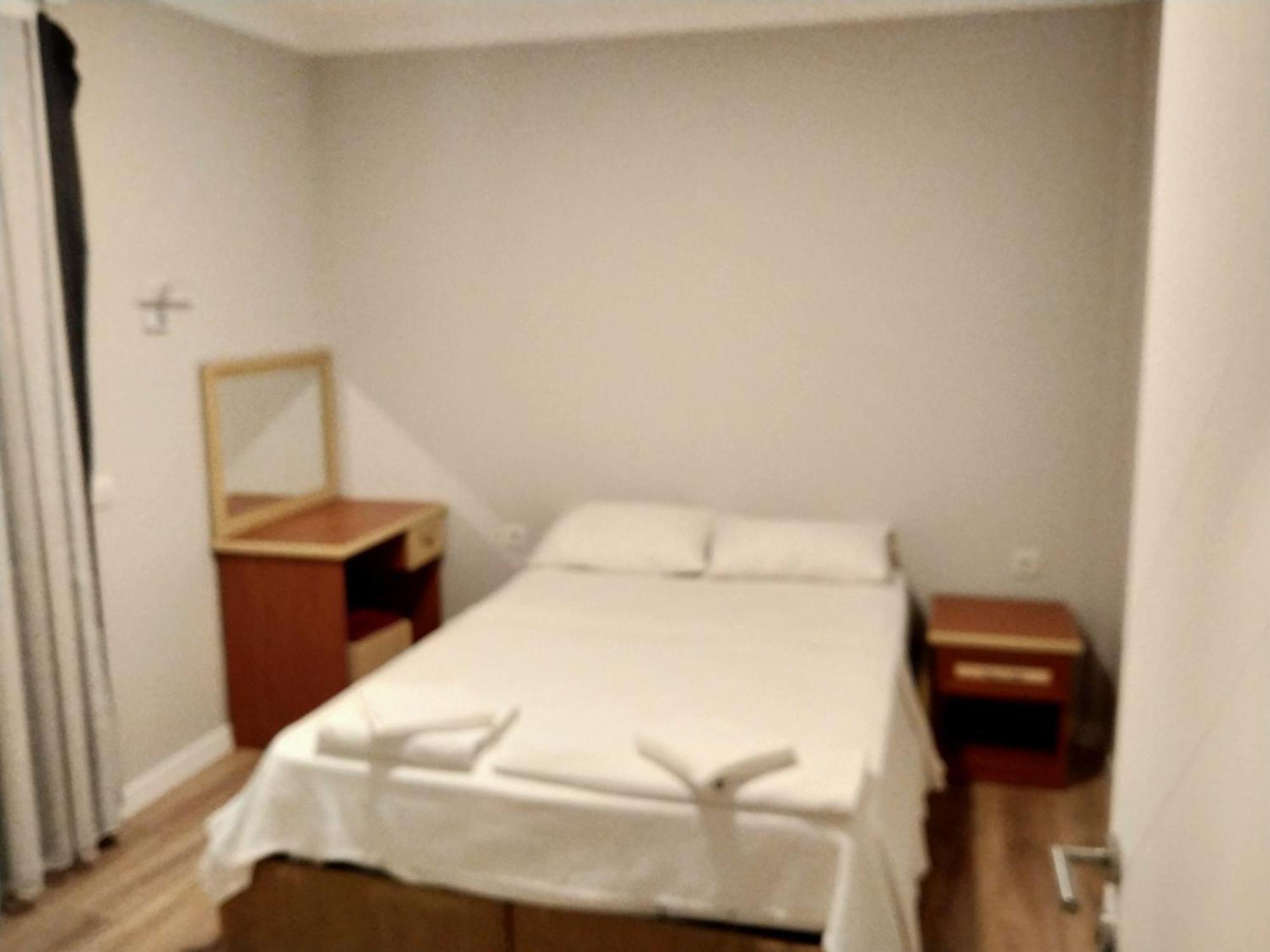 Venues Park Apart Suites Çeşme Rum bild